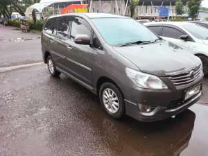 Jual bekas KIJANG INNOVA V MATIC LUXUXY 2013 PAJAK HIDUP MARET 2027,lokasi di Bekasi Kota