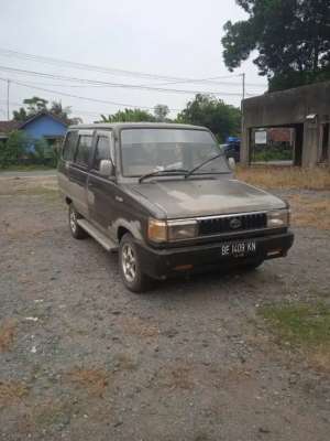 Jual bekas Kijang super bahan,lokasi di Lampung Tengah Kab.