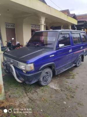 Jual bekas kijang toyota grand extra 1.8 93,lokasi di Palangkaraya Kota