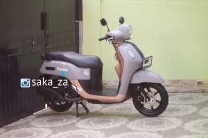 Jual bekas Km 1 Ribu , Baru 4 BulanYamaha Fazzio 2025 , fazzio hybrid,lokasi di Tangerang Kota