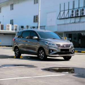 Jual bekas KM 18 RB PJK PNJANG BEBAS LAKBAN SUZUKI ERTIGA GX HYBRID 1.5 AT 2023,lokasi di Jakarta Pusat