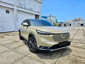 Jual bekas KM 20 RIBUANHONDA HRV 1.5 SE TWOTONE SENSING AT 2022,lokasi di Jakarta Utara