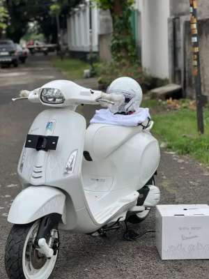 Jual bekas KM 200 PerakVespa Sprint Justin Bieber Anniversary 10th limited,lokasi di Jakarta Barat