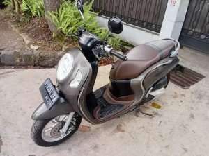Jual bekas KM 27 RB HONDA SCOOPY 2021,lokasi di  ,Bandung Kota