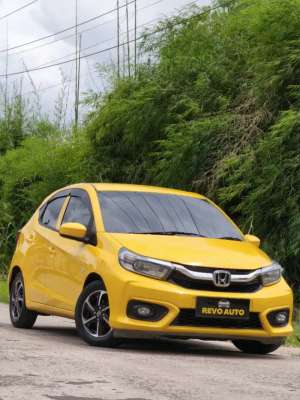 Jual bekas KM 30rb Honda Brio 20222023 E MT Manual 1.2 satya 2024,lokasi di Palembang Kota