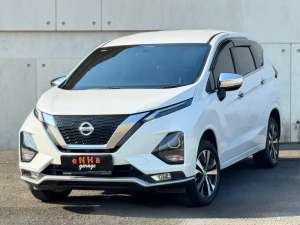 Jual bekas KM 32rb Record.. New Livina VL 1.5 AT 2019. eNHa garage Semarang..,lokasi di  