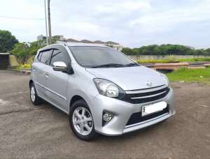 Jual bekas KM 41rb Toyota Agya G Manual 2014 2015 Silver Full Original Like New,lokasi di Jakarta Pusat