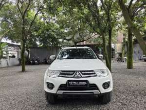 Jual bekas KM 68.000 Mitsubishi Pajero Sport 2.5 Exceed AT Matic 2014 No Dakar,lokasi di Bandung Kota