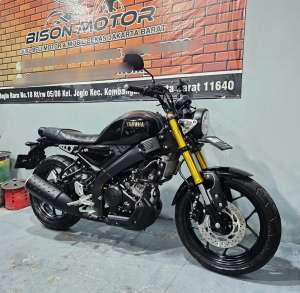 Jual bekas Km 6rb Seperti baru YAMAHA XSR 155 VVA 2025 GOLD hitam pajak panjang,lokasi di Tangerang Selatan Kota
