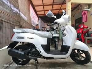 Jual bekas KM 6RB YAMAHA FAZZIO LUX 2025 BLN 11 NIK BS TT 2024 HRG PAS DI CILEDUG,lokasi di  