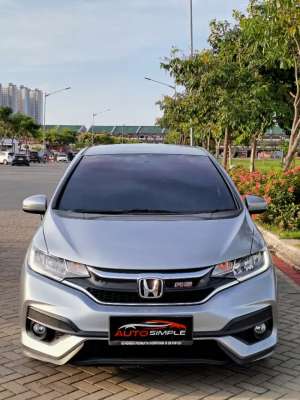 Jual bekas KM 70RBHonda Jazz 1.5 RS GK5 CVT 2018 Jazz RS 2018 Jazz RS 2019 Jazz,lokasi di Jakarta Selatan