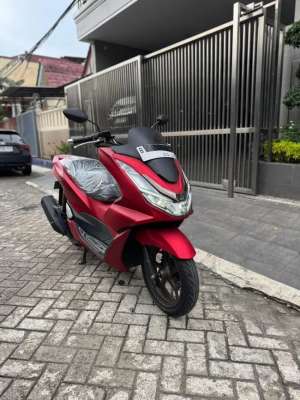 Jual bekas Km 750 KILO HONDA PCX ABS 160 TH 2024 Pajak 04-2026,lokasi di Jakarta Barat