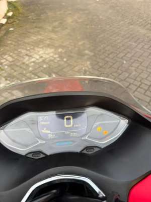 Jual bekas Km 830 KILO HONDA PCX ABS 160 TH 2024 Pajak 11-2025,lokasi di Jakarta Barat