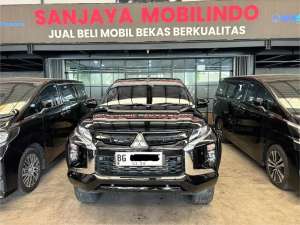 Jual bekas Km 8rbTriton Ultimate DC 4x4 AT 20232024,lokasi di Palembang Kota