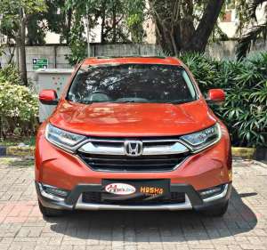 Jual bekas KM LOW HONDA CRV PRESTIGE 2017 1.5cc Sunroof,lokasi di Jakarta Timur