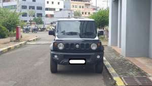 Jual bekas Km10rb suzuki jimny 3 door 2022 hitam matic pajak panjang,lokasi di  