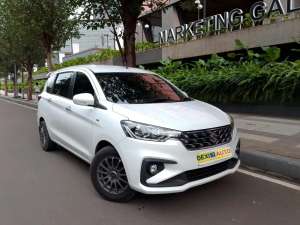 Jual bekas KM30000 SUZUKI ERTIGA GX HYBRID 2023 NIK 2022 ISTIMEWA KM RENDAH,lokasi di Jakarta Pusat