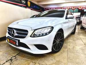Jual bekas KM30RB TDP65JT MERCEDES BENZ C200 EQ BOOST ECOBOOST AMG 2019 PUTIH,lokasi di Jakarta Selatan