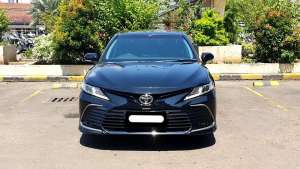 Jual bekas Km36rb toyota camry v 2022 sunroof hitam camera 360,lokasi di Jakarta Selatan