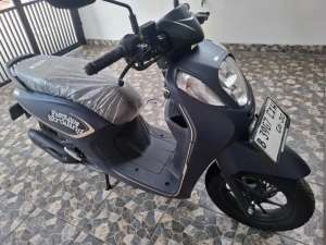 Jual bekas Km3rb, honda genio fabulous CBS iss 110 LED 2025 bln 6 pajak panjang B,lokasi di Tangerang Kota