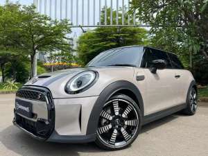 Jual bekas KM.5.000 MINI COOPER 2.0 S TURBO 3DOORS 20242023 ROOFTOP GREY TDP75JT,lokasi di Jakarta Utara