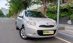 Jual bekas KM70000NISSAN MARCH XS AT 2014 NIK 2013 FACELIFT AC DIGITAL,lokasi di Jakarta Pusat