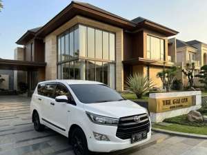 Jual bekas Km71rb Toyota Innova G Bensin Manual 2016 Akhir Tgn 1 Dari Baru,lokasi di Surabaya Kota