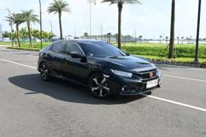 Jual bekas KM9rb Civic Turbo HB 2018 Hitam,lokasi di Tangerang Kab.