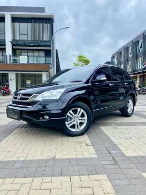 Jual bekas KONDISI ISTIMEWA TERAWAT NO BUNYI2 INTERIOR SENYAP SERVICE RECORD,lokasi di Tangerang Selatan Kota