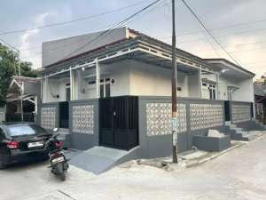 Kontrakan di depan masjid Nurul haq lokasi di Bekasi Kota, tersedia melalui melalui situs Olx