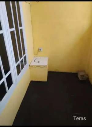 KONTRAKAN MINIMALIS KHUSUS MUSLIM RD 3 NO 11A BONANG DASANA INDAH lokasi di Tangerang Kab., tersedia melalui melalui situs Olx