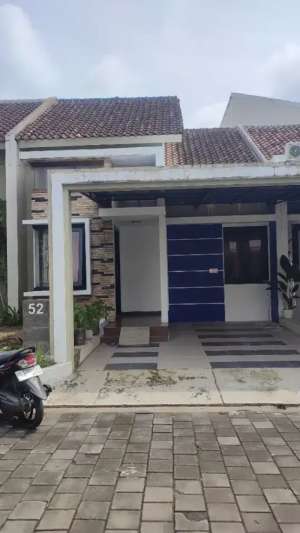 Kontrakan Rumah Grand Permata Colomadu Semi Furnished Nego lokasi di Karanganyar Kab., tersedia melalui melalui situs Olx