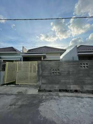 KONTRAKAN RUMAH MURAH MATARAM lokasi di Mataram Kota, tersedia melalui melalui situs Olx