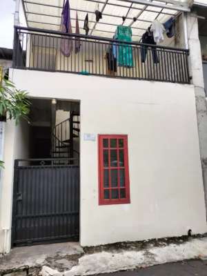 Kos-kosan 1 petak lokasi di Jakarta Selatan, tersedia melalui melalui situs Olx