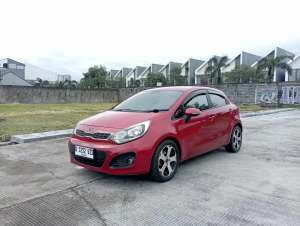 Jual bekas kreditmurah kia rio se at 2013 kia new rio se matic 2013,lokasi di Bandung Kota