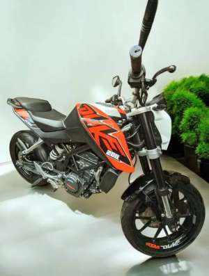 Jual bekas Ktm duke 2016 200cc,lokasi di Bandung Barat Kab.