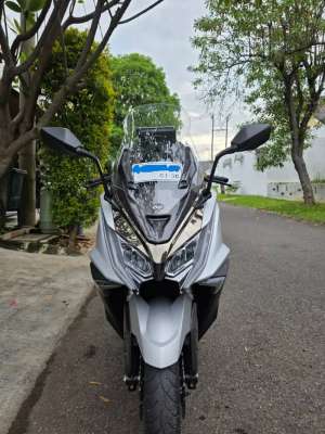 Jual bekas KYMCO AK550 unit langka yg lagi cari harley tmax ducati sym,lokasi di Karawang Kab.