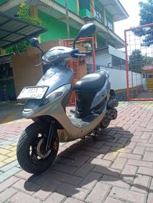 Jual bekas Kymco easy curut build up 2001 pajak hidup jos,lokasi di  ,Jakarta Timur