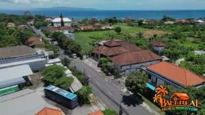 Lahan 25 Are Dijual Nego dengan Bangunan Bekas Hotel lokasi di Denpasar Kota, tersedia melalui melalui situs Olx