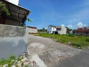 Lahan Siap AJB Prambanan Asri Cocok untuk Resort Style Living lokasi di Klaten Kab., tersedia melalui melalui situs Olx