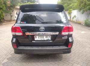 Jual bekas Land cruiser bensin Bagus Murah,lokasi di Jakarta Utara