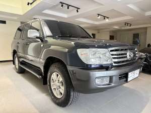 Jual bekas LAND CRUISER VX100 2001 LAND CRUISER VX limited 2001LAND CRUISER 2001,lokasi di Surabaya Kota