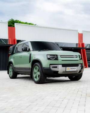 Jual bekas Land Rover Defender 110 75th Limited Edition P400 MHEV 2023,lokasi di Jakarta Selatan
