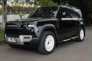 Jual bekas Land Rover Defender 110 P300 2023,lokasi di  ,Jakarta Utara