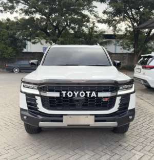 Jual bekas Landcruiser 300 GR-S 2023,lokasi di  