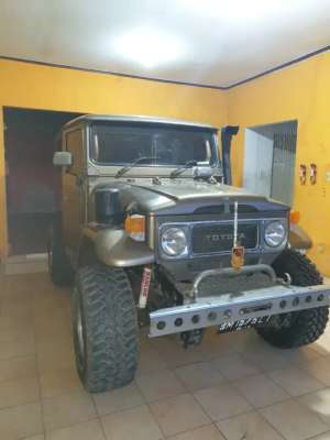 Jual bekas Landcruiser Hardtop, Hard Top 4x4 Mobil Antik,lokasi di  