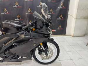 Jual bekas Lebaran siap riding yamaha r15 155 v3 2019,lokasi di Jakarta Timur