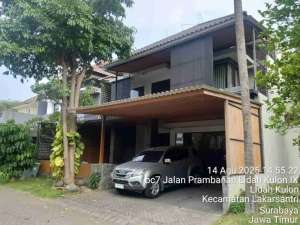 lelang runah 2 lantai prumahan prambanan residence surabaya lokasi di Surabaya Kota, tersedia melalui melalui situs Olx