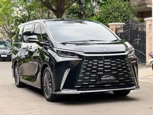 Jual bekas Lexus LM350h 4seater 2024,lokasi di Jakarta Barat
