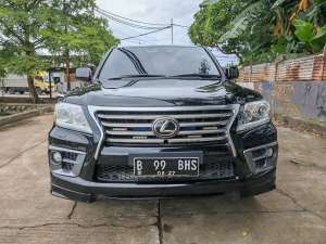 Jual bekas Lexus LX570 2010 Bensin,lokasi di Jakarta Barat